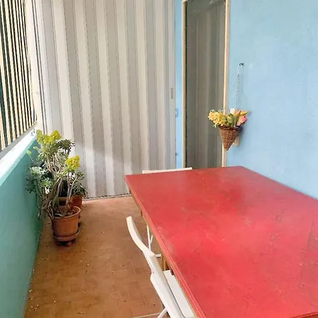 Apartman Charming In With 80 M² Balcony Close To Centre Bari