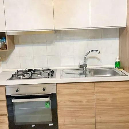 Charming In With 80 M² Balcony Close To Centre Apartman Bari